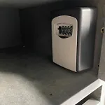 Gezellige 1 Slaapkamer, 3pers,strand,zee 50m アパート オステンド