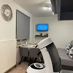 Gezellige 1 Slaapkamer, 3pers,strand,zee 50m アパート
