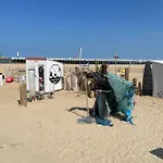 アパート Gezellige 1 Slaapkamer, 3pers,strand,zee 50m オステンド