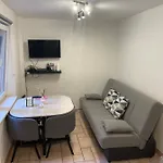 Gezellige 1 Slaapkamer, 3pers,strand,zee 50m
