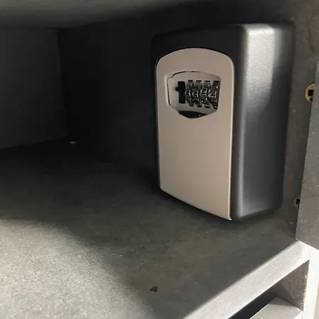 Gezellige 1 Slaapkamer, 3pers,strand,zee 50m Apartament Ostenda