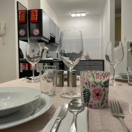 Gezellige 1 Slaapkamer, 3pers,strand,zee 50m Apartman *