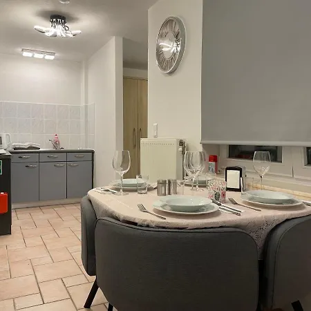 Gezellige Studio-1 Slaapkamer *4p* Strand/zee 50m