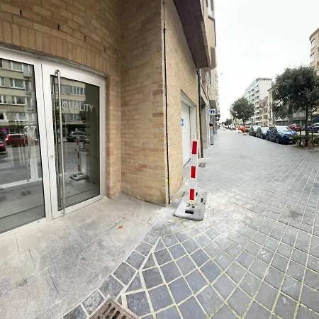 شقة Gezellige 1 Slaapkamer, 3pers,strand,zee 50m أوستيند